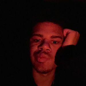 Meet your Posher, E.omarion